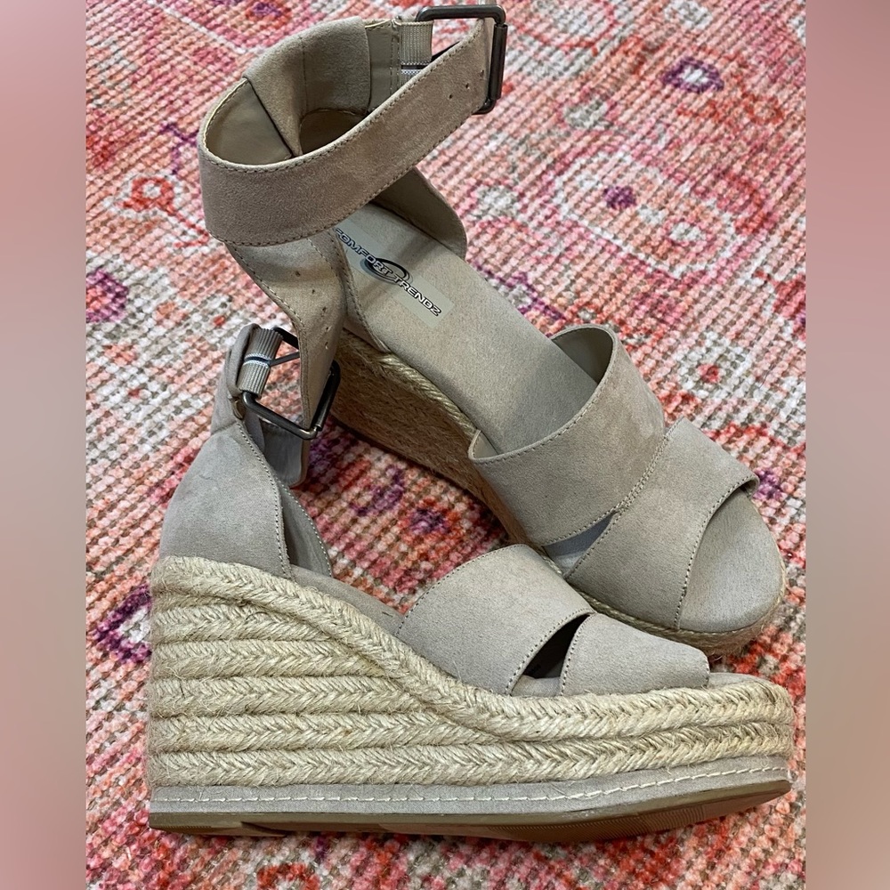 Comfort Trendz Bonita Wedge Sandals